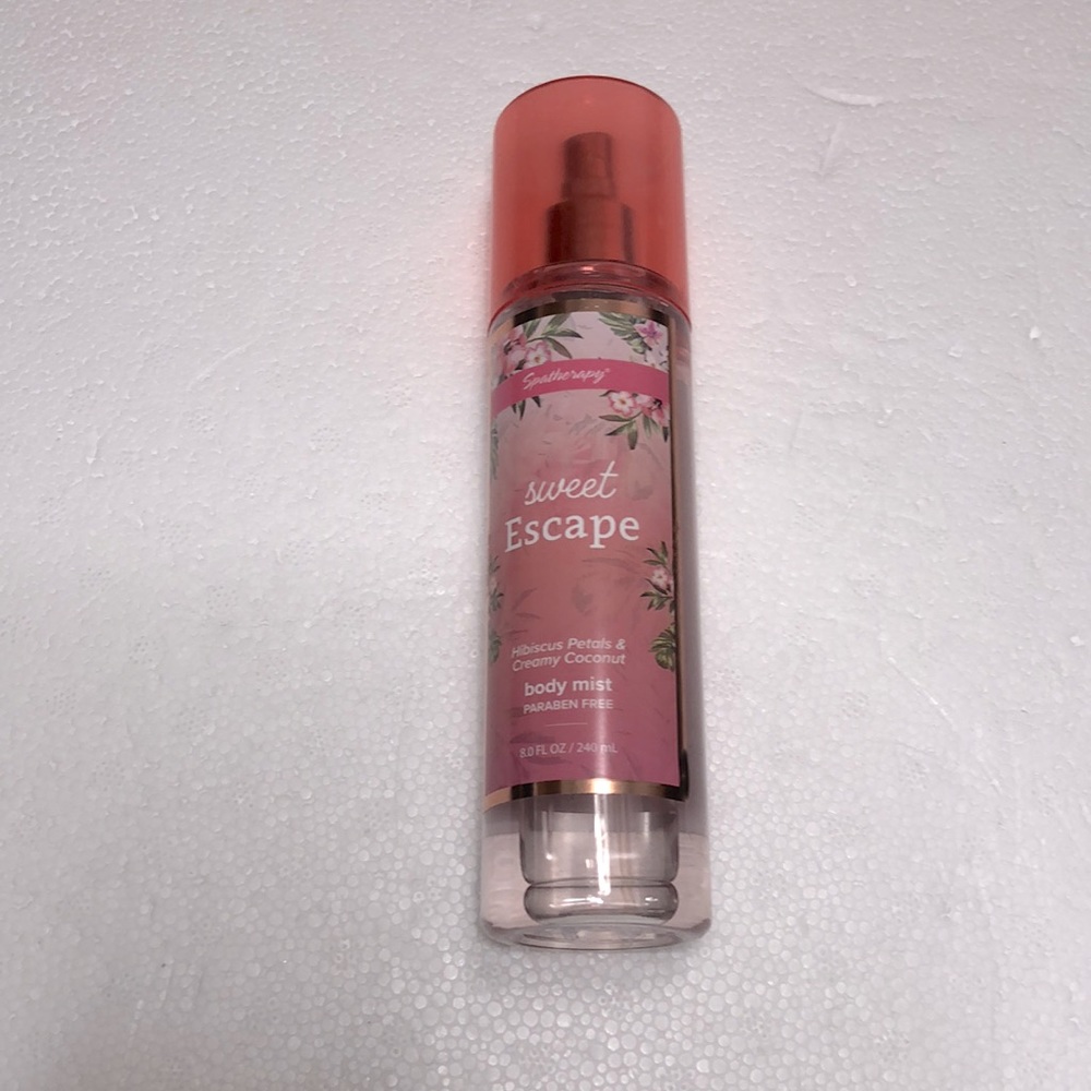 SPATHERAPY SWEET ESCAPE HIBISCUS PETALS & CREAMY COCONUT